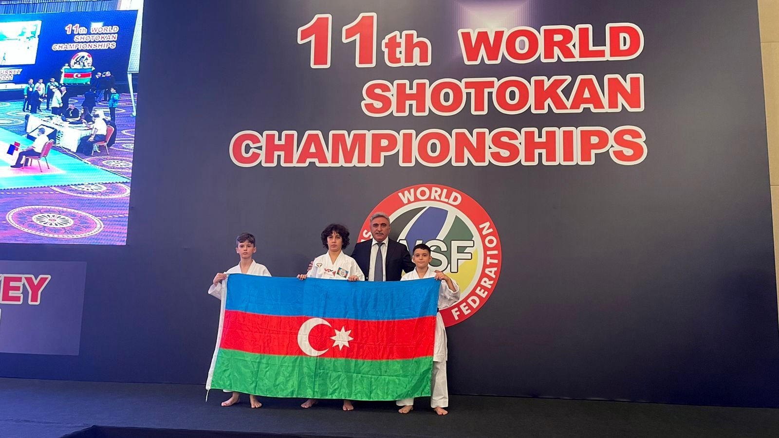 Karateçilərimiz İstanbulda 29 medala sahib çıxdı